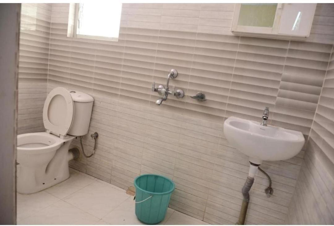 Quarto Inn Guwahati Ngoại thất bức ảnh